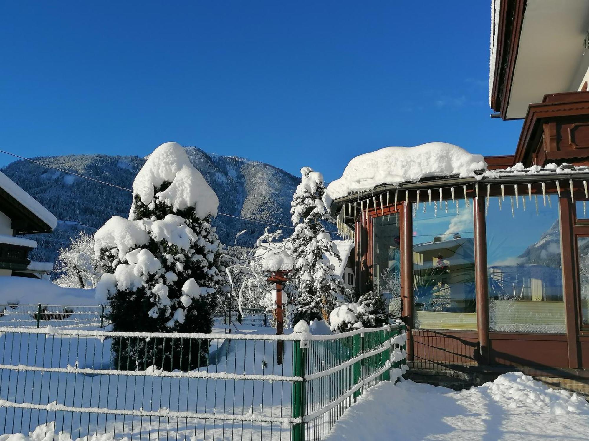 Pension Leyrer Kotschach-Mauthen Exterior photo
